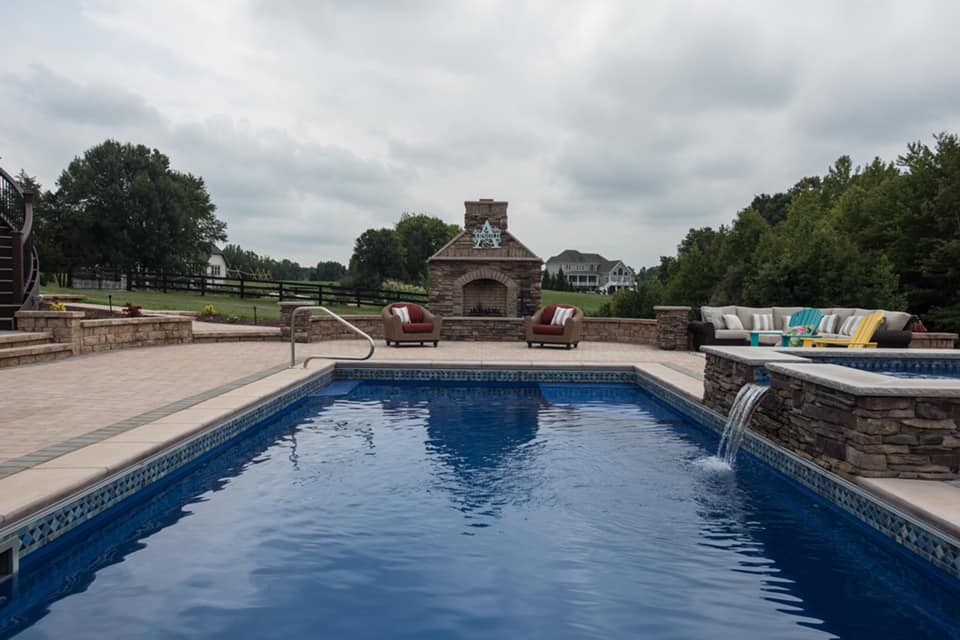 Swimming pool water feature maintenance near Innsbrook Virginia